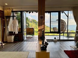 Bella Lunar Villa