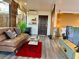 Bella Lunar Villa