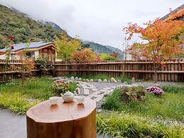 Summergarden Hotel