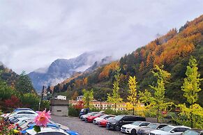 Summergarden Hotel