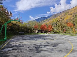 Summergarden Hotel