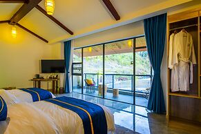 Summergarden Hotel