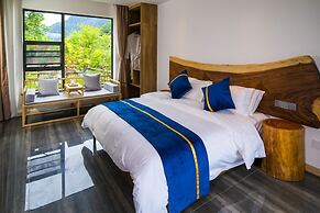Summergarden Hotel