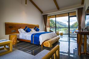Summergarden Hotel