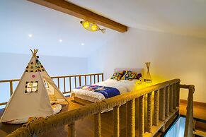Summergarden Hotel