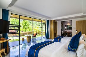 Summergarden Hotel
