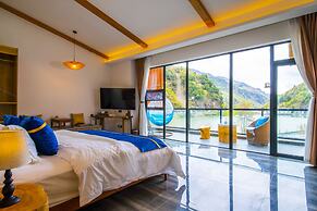 Summergarden Hotel