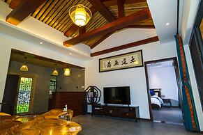 Summergarden Hotel