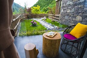 Summergarden Hotel