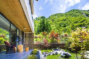Summergarden Hotel