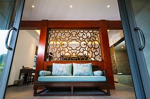 Summergarden Hotel