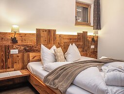 Alpine Mountain Chalet