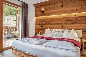 Alpine Mountain Chalet