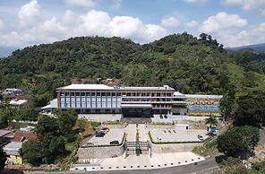 Laska Hotel & Resort Ciater