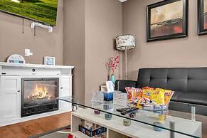 52-3 Bed Suite on Lake Central A C By Airport
