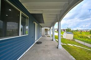 52-3 Bed Suite on Lake Central A C By Airport