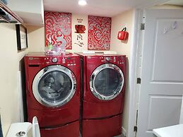 240 Spacious Modern Home w AC