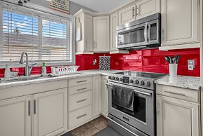 33 Executive Home A C Airport