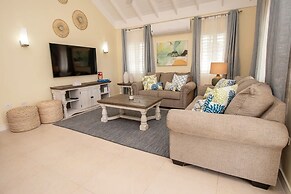 Paradise Luxury Villa w Oceanview Infinity Pool