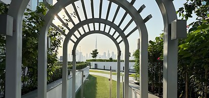 1BR Apt Near Downtown with Skyline Views