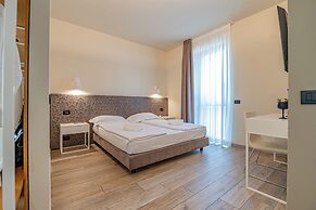 Ile Hotel