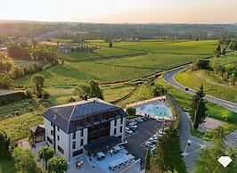 Ile Hotel