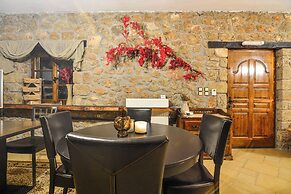 Petrino Lodge