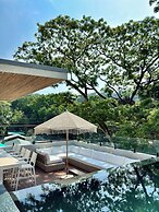 Blooma Boutique Hotel & Kosher Restaurant