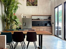 Blooma Boutique Hotel & Kosher Restaurant