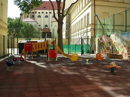 Old Town & Parking Assistance