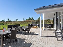 5 Star Holiday Home in Albaek