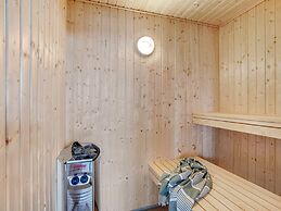 5 Star Holiday Home in Albaek