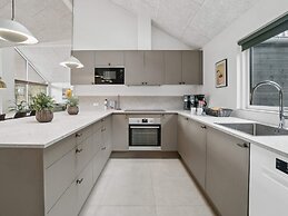 5 Star Holiday Home in Aakirkeby