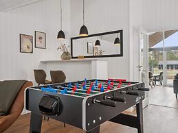 5 Star Holiday Home in Aakirkeby