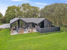 5 Star Holiday Home in Sydals
