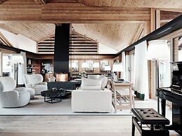 Lech Lodge - LEGENDARY