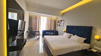 Galaxy Club & Hotel