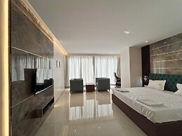 Galaxy Club & Hotel