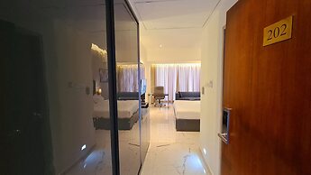 Galaxy Club & Hotel