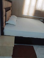 Banaras Home Stay By GRB