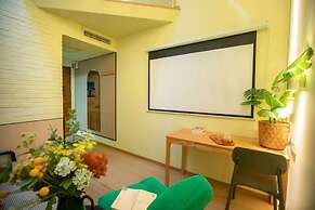 Beijing Drum Tower Loft Courtyard Hotel
