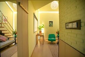 Beijing Drum Tower Loft Courtyard Hotel