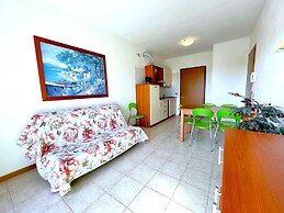 Relaxing Coastal Stay in Lido Altanea