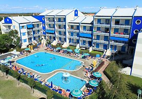 Relaxing Coastal Stay in Lido Altanea