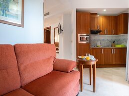 Beachfront Apartment -don Juan Manilva