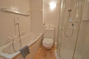 Apartment Lora