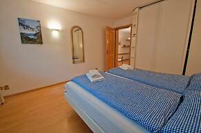 Apartment Lora