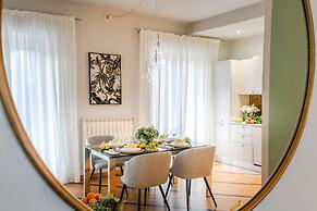 The City Terrace Apartment