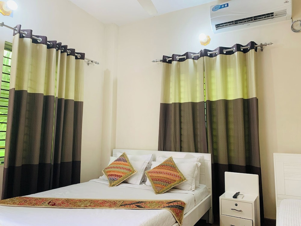 Purbachal Nijhum Polli Resort