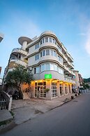iLLYRIA HOTEL